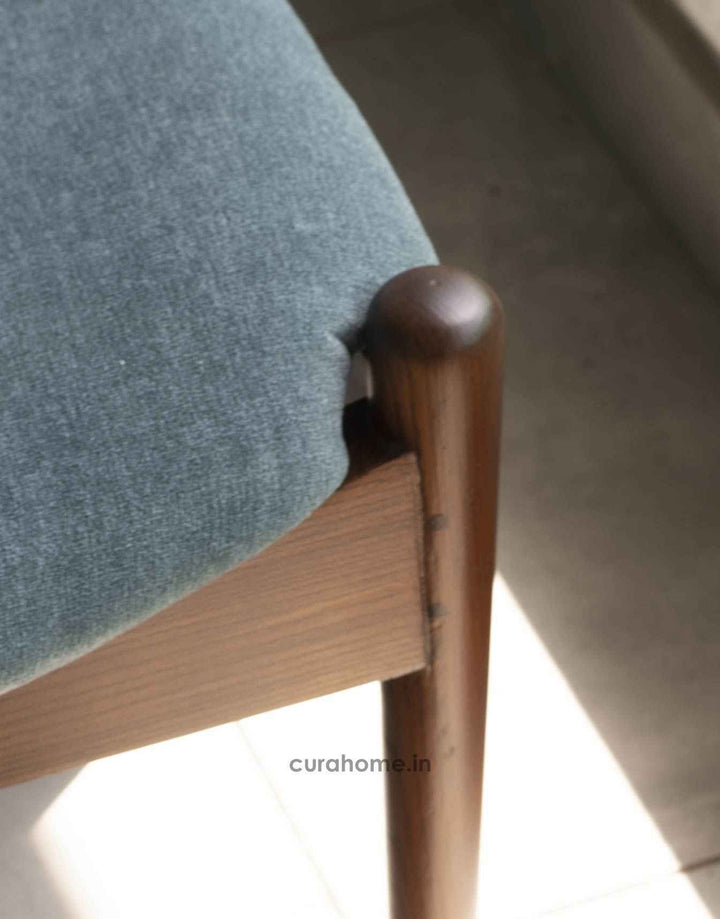 Svelte Bench Two Seater