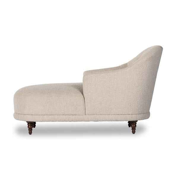 Marnie Chase Lounge