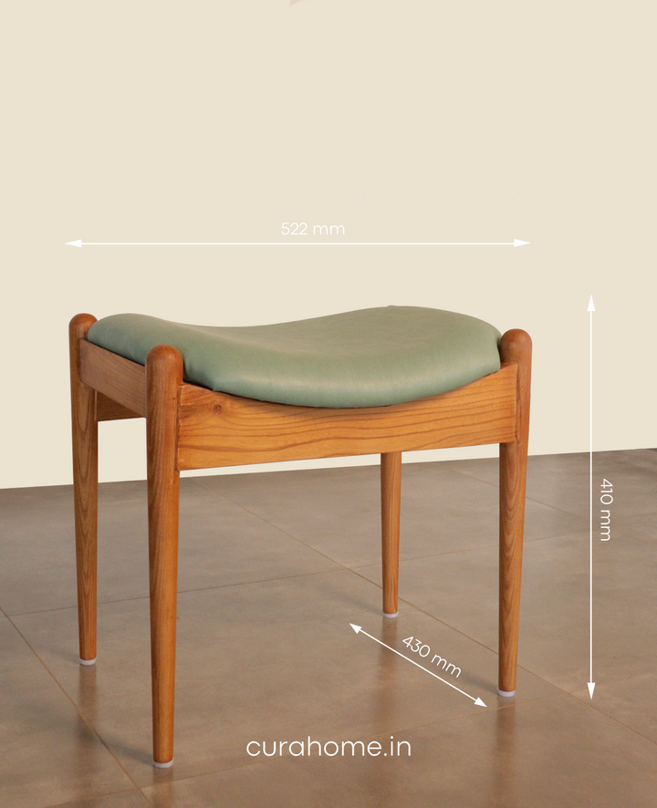 Svelte Stool
